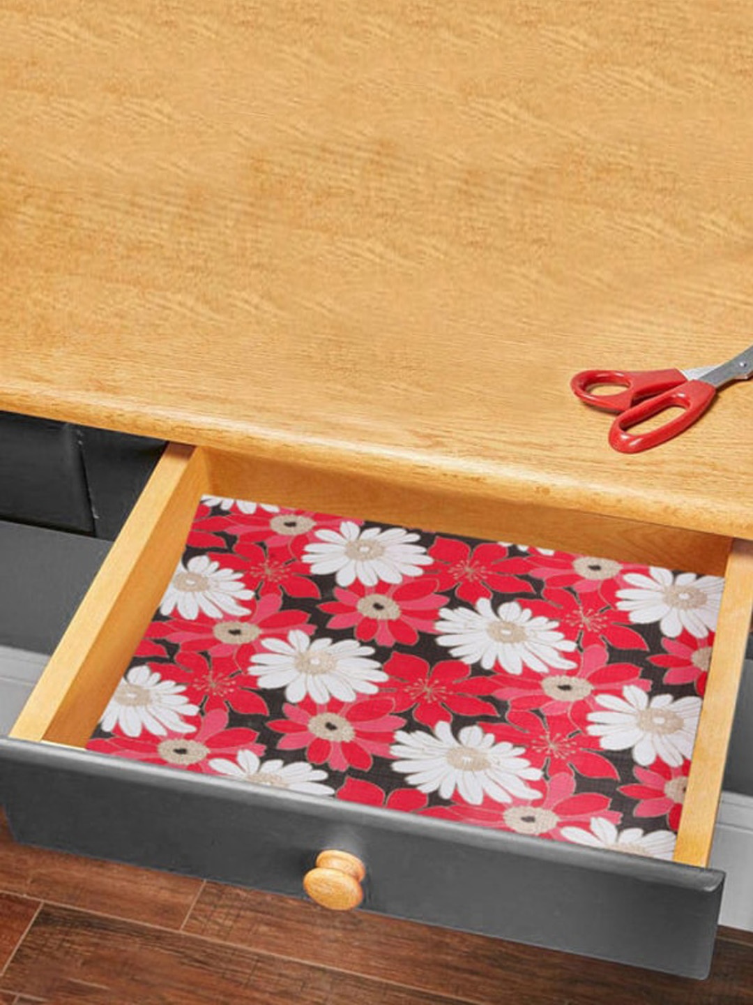 

Dakshya Industries Red & White Floral Printed Anti Slip Self Cover Roll