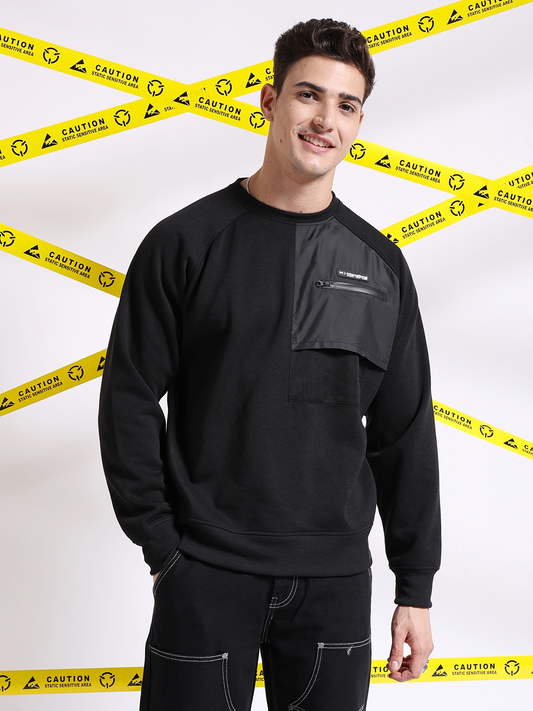 

The Indian Garage Co Round Neck Pullover Sweatshirt, Black