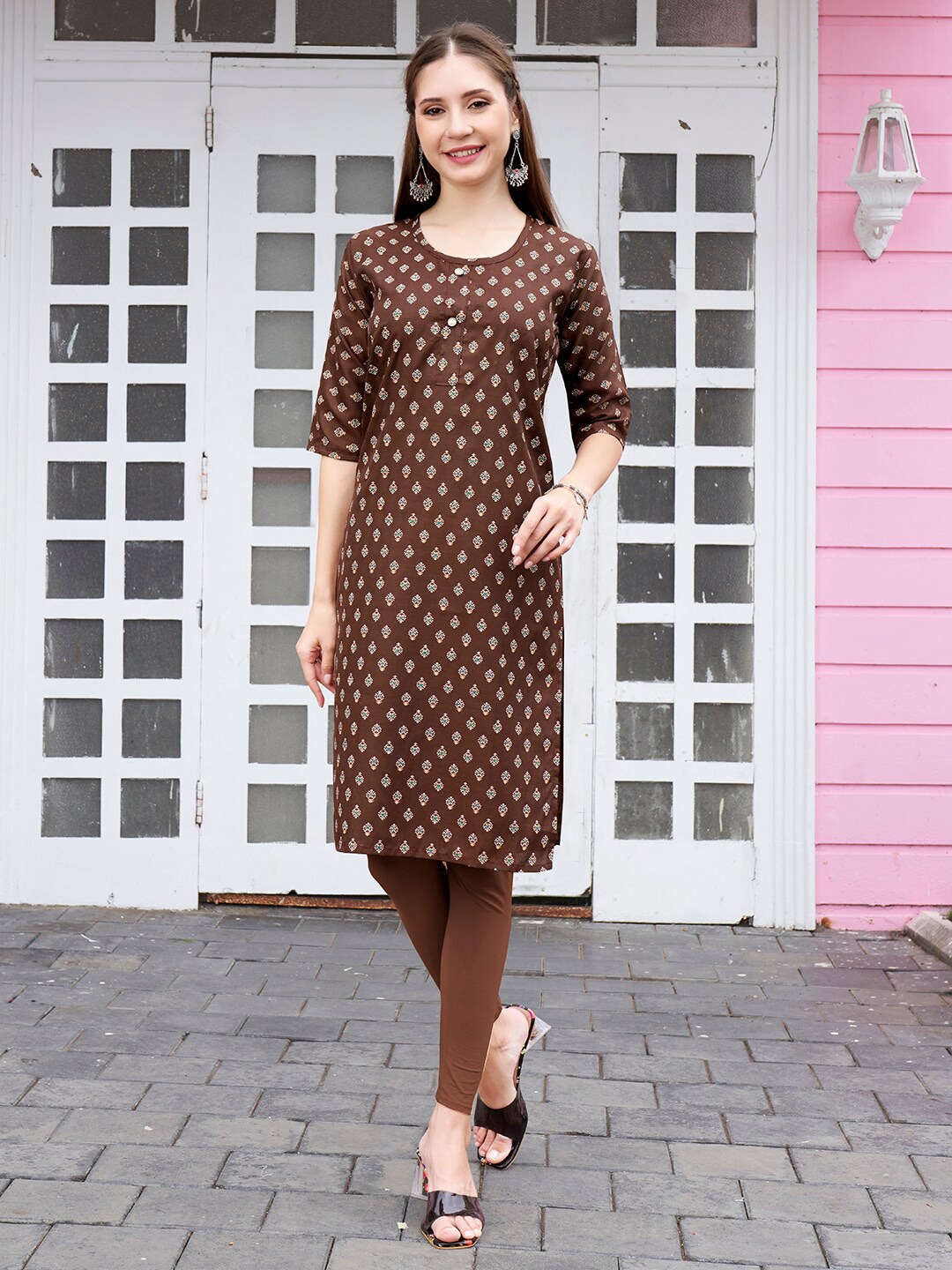 

Anouk Ethnic Motifs Printed Round Neck Kurta, Brown