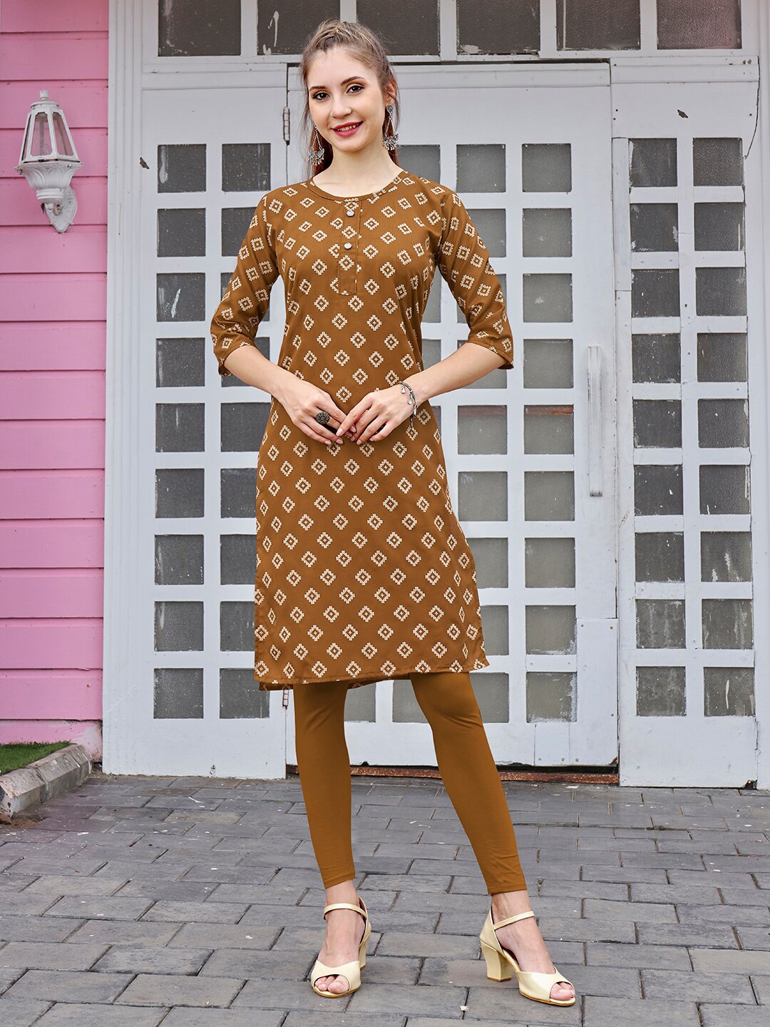 

Anouk Geometric Printed Kurta, Brown