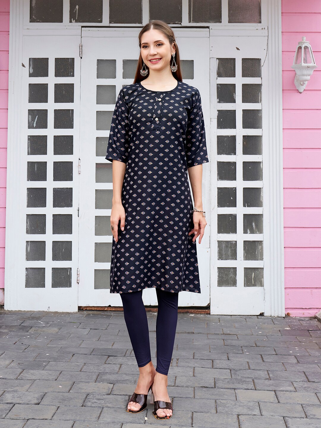 

Anouk Geometric Printed Kurta, Black