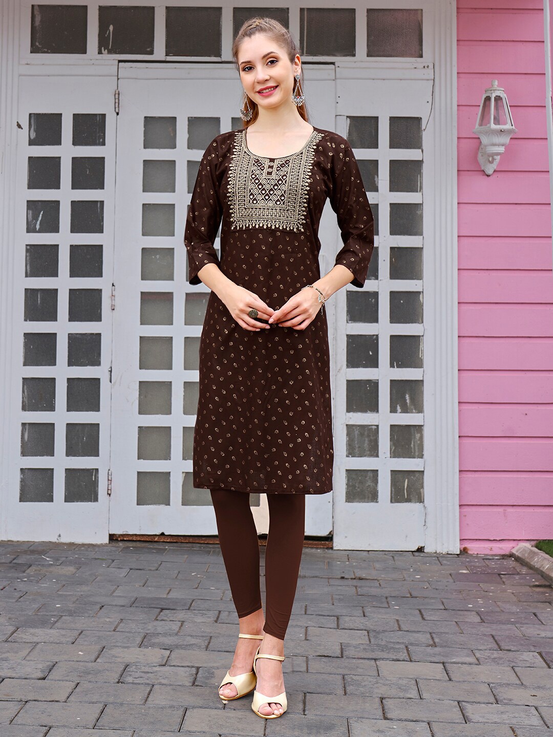 

Anouk Ethnic Motifs Printed Thread Work Detail Straight Kurta, Brown