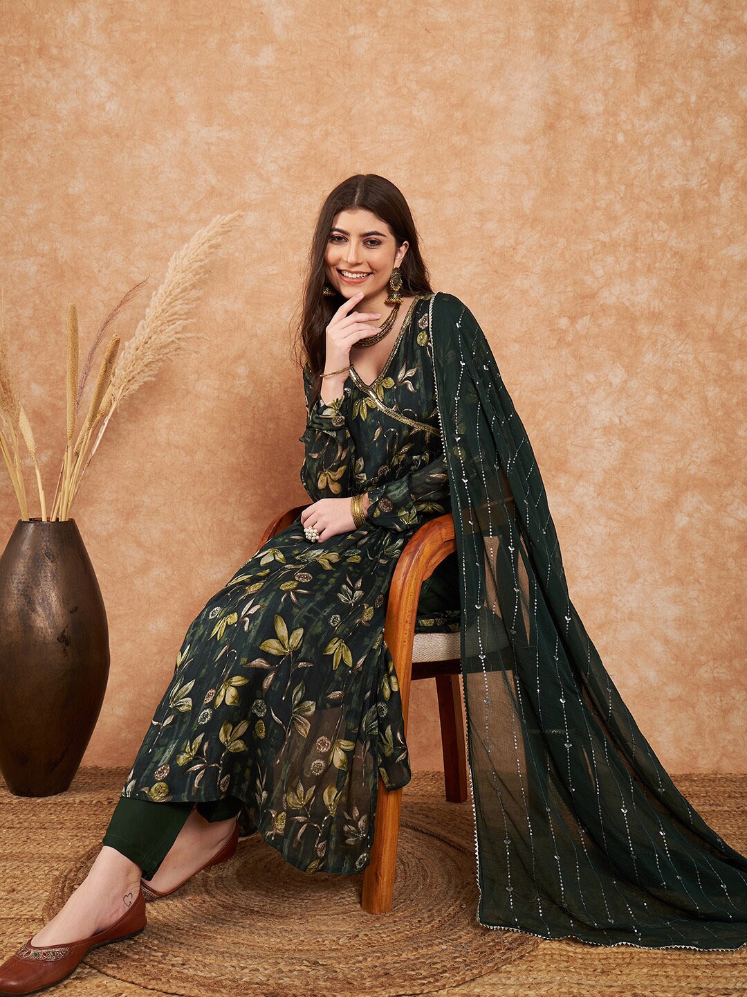 

Sangria Floral Printed Sequinned Angrakha Kurta With Trouser & Dupatta, Green