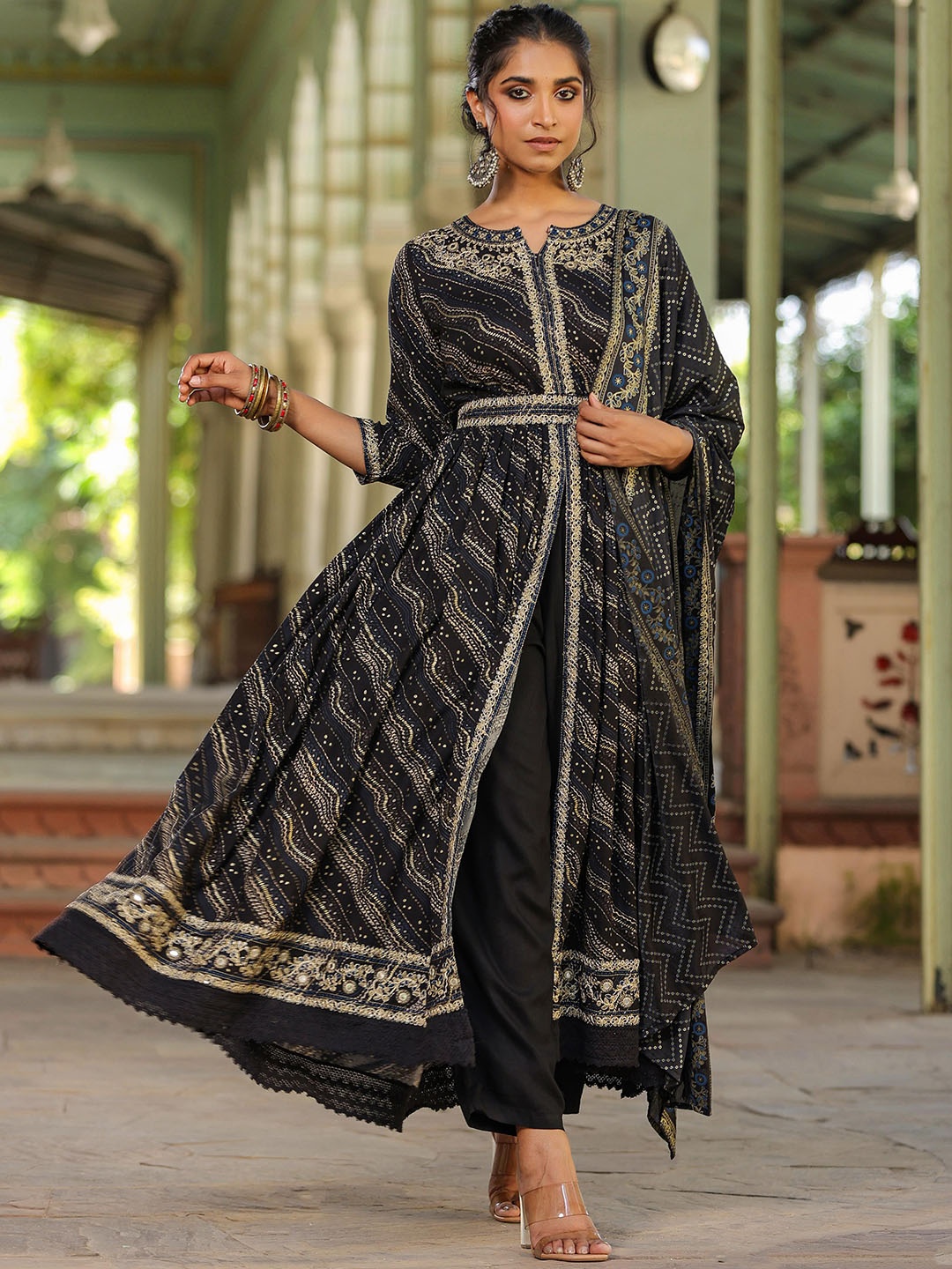 

SCAKHI Bandhani Printed Thread Work Kurta with Trousers & With Dupatta, Black