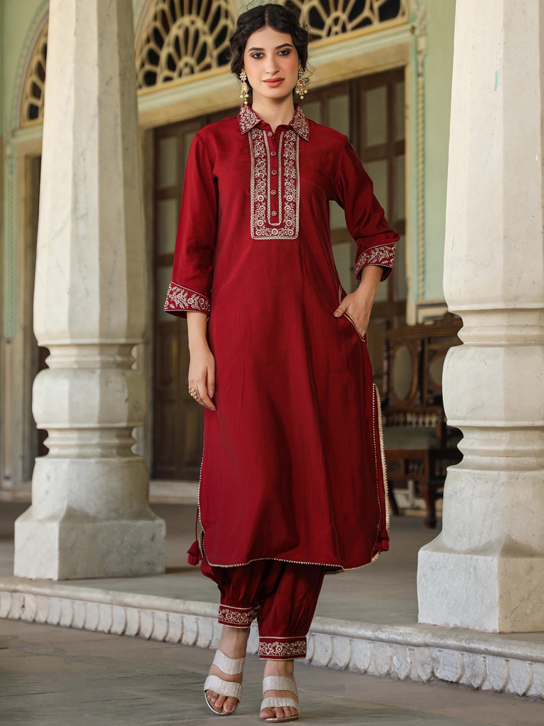 

SCAKHI Ethnic Motifs Yoke Design Regular Thread Work Kurta With Patiala, Maroon
