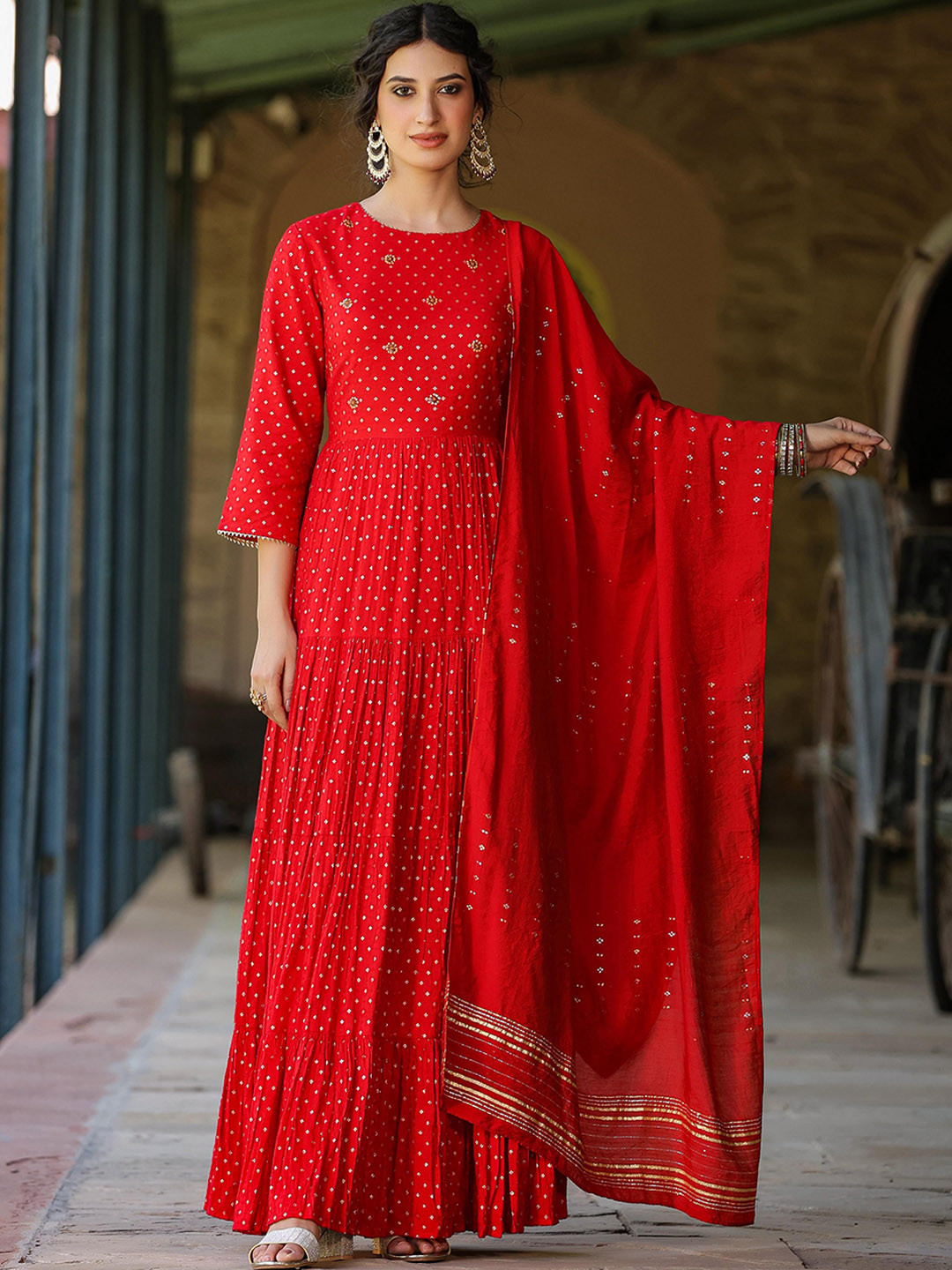 

SCAKHI Embellished Fit & Flare Tiered Cotton Jacquard Maxi Ethnic Dress With Dupatta, Red