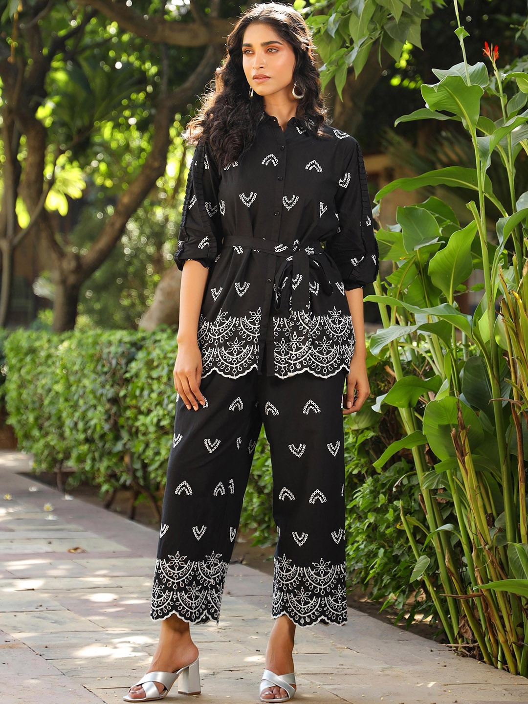 

SCAKHI Ethnic Motifs Printed Pure Cotton Tunic With Palazzos Co-Ords, Black