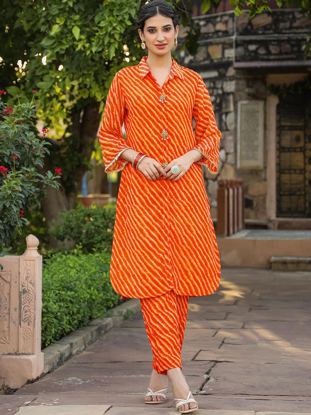 

SCAKHI Leheriya Printed Straight Kurta With Trouser, Orange