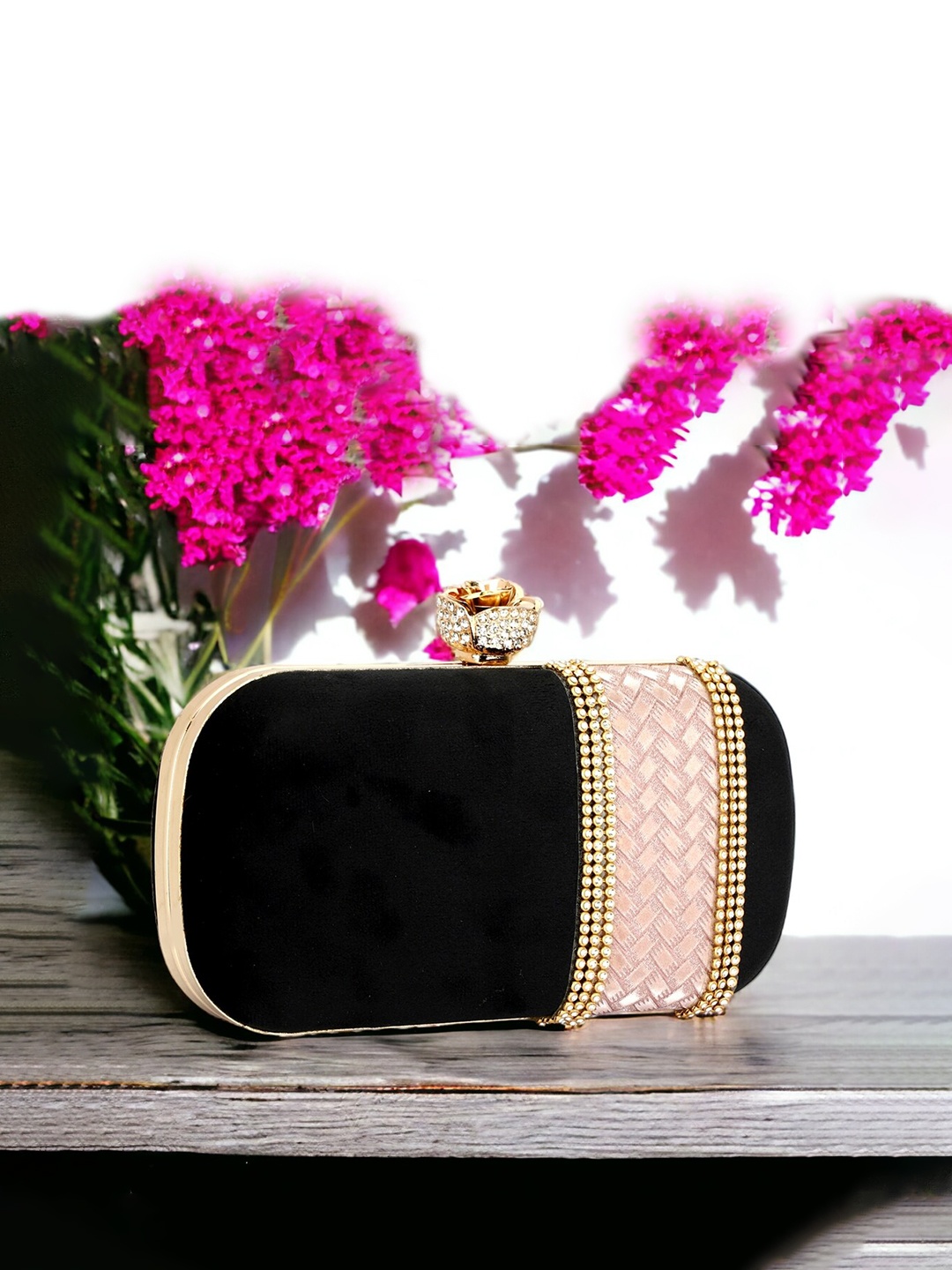 

Toobacraft Embellished Box Clutch, Black