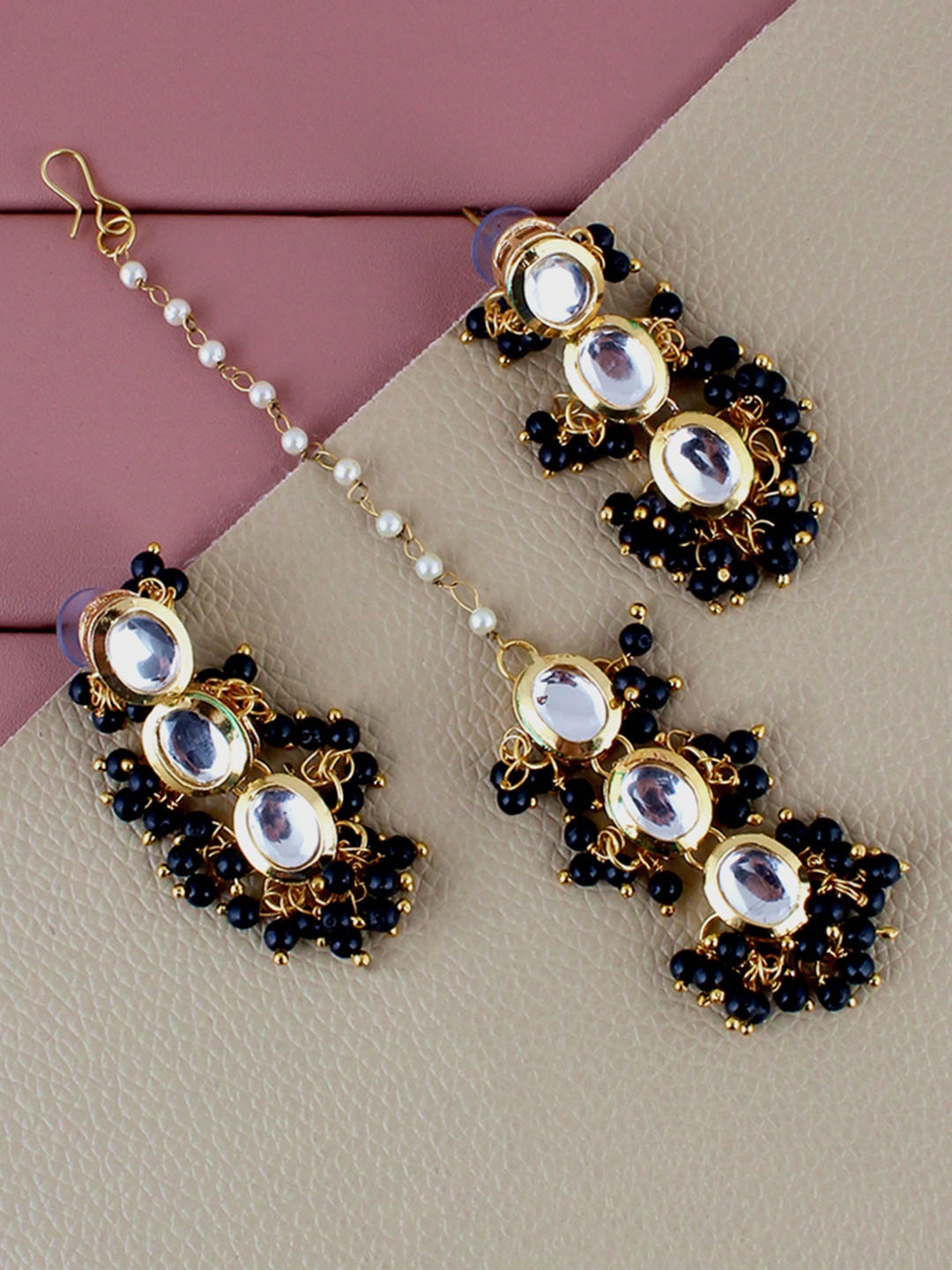 

LUCKY JEWELLERY Gold-Plated Kundan Studded Maang Tika & Earrings