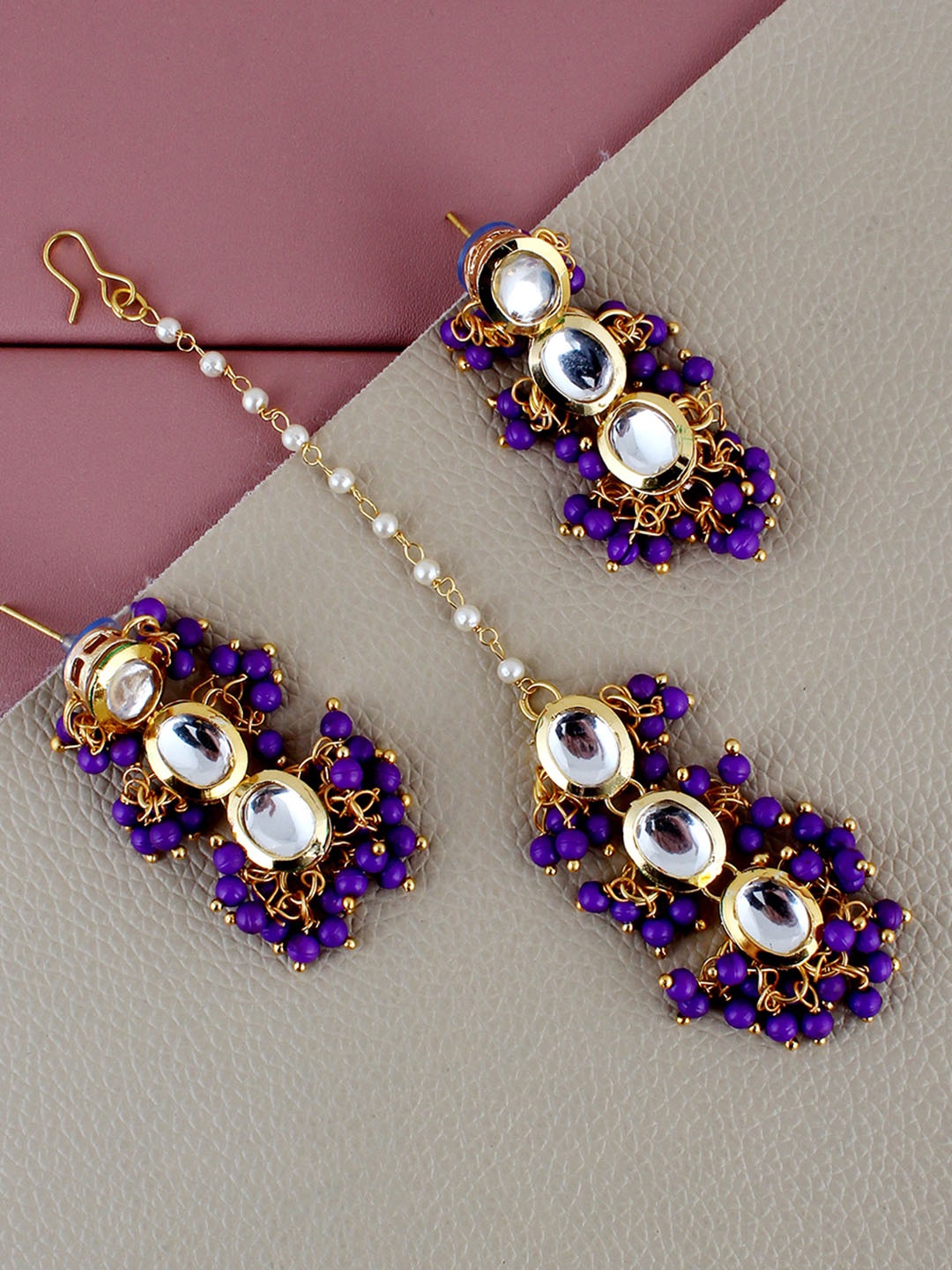 

LUCKY JEWELLERY Gold-Plated Kundan-Studded Jewellery Set