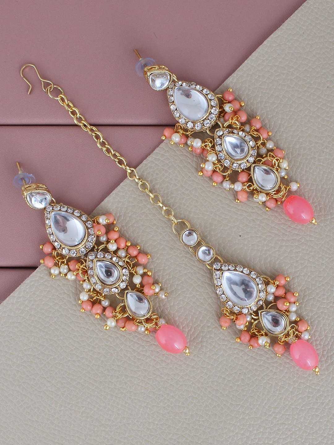 

LUCKY JEWELLERY Gold-Plated Maang Tika and Earrings, Peach