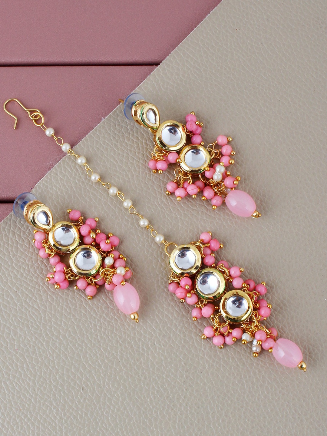 

LUCKY JEWELLERY Gold-Plated Kundan-Studded Drop Earrings With Maang Tikka