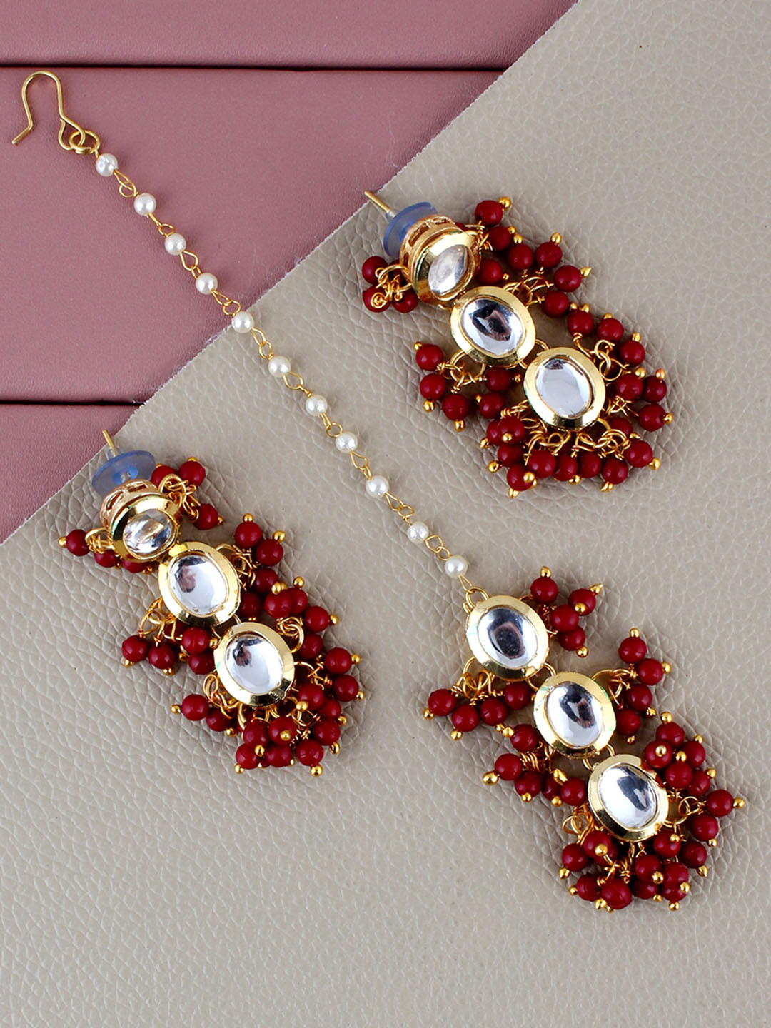 

LUCKY JEWELLERY Gold-Plated Kundan Studded Maang Tika & Earrings