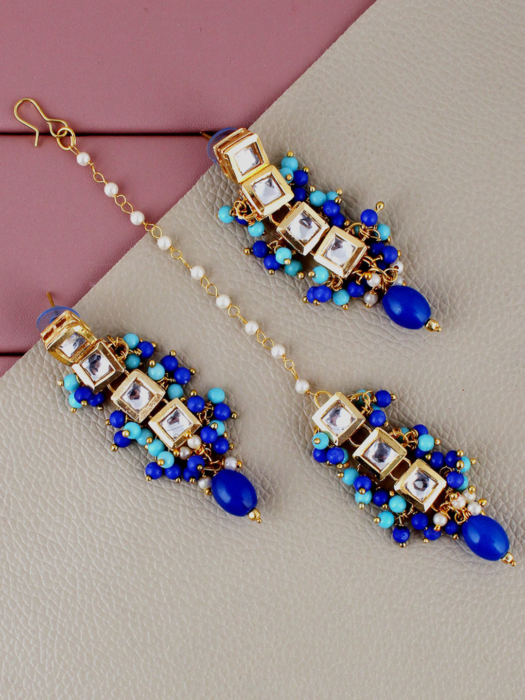 

LUCKY JEWELLERY Gold-Plated Kundan Studded Maang Tika & Earrings