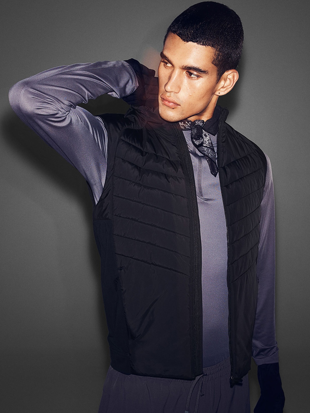 

H&M Running Gilet, Black