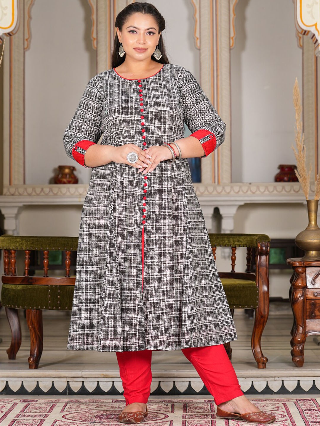 

YASH GALLERY Checked Cotton Kurta, Grey