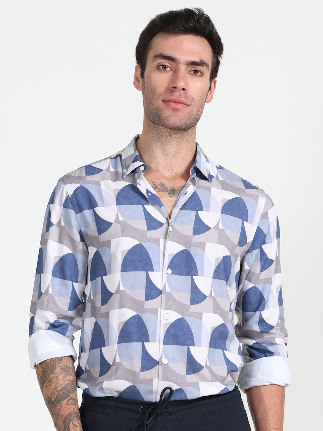 

POE Smart Slim Fit Geometric Printed Casual Shirt, Blue