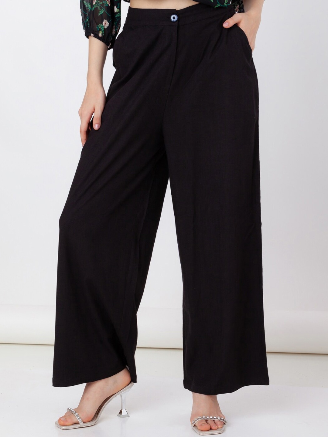 

Zink London Women High-Rise Regular Trousers, Black