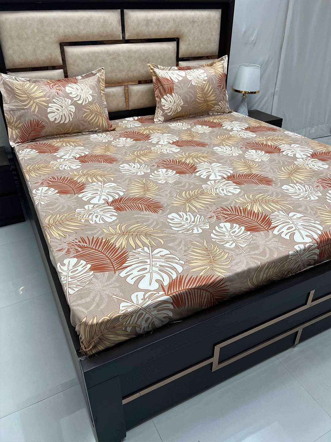 

Pure Decor White & Brown Floral Queen Bedsheet With 2 Pillow Covers