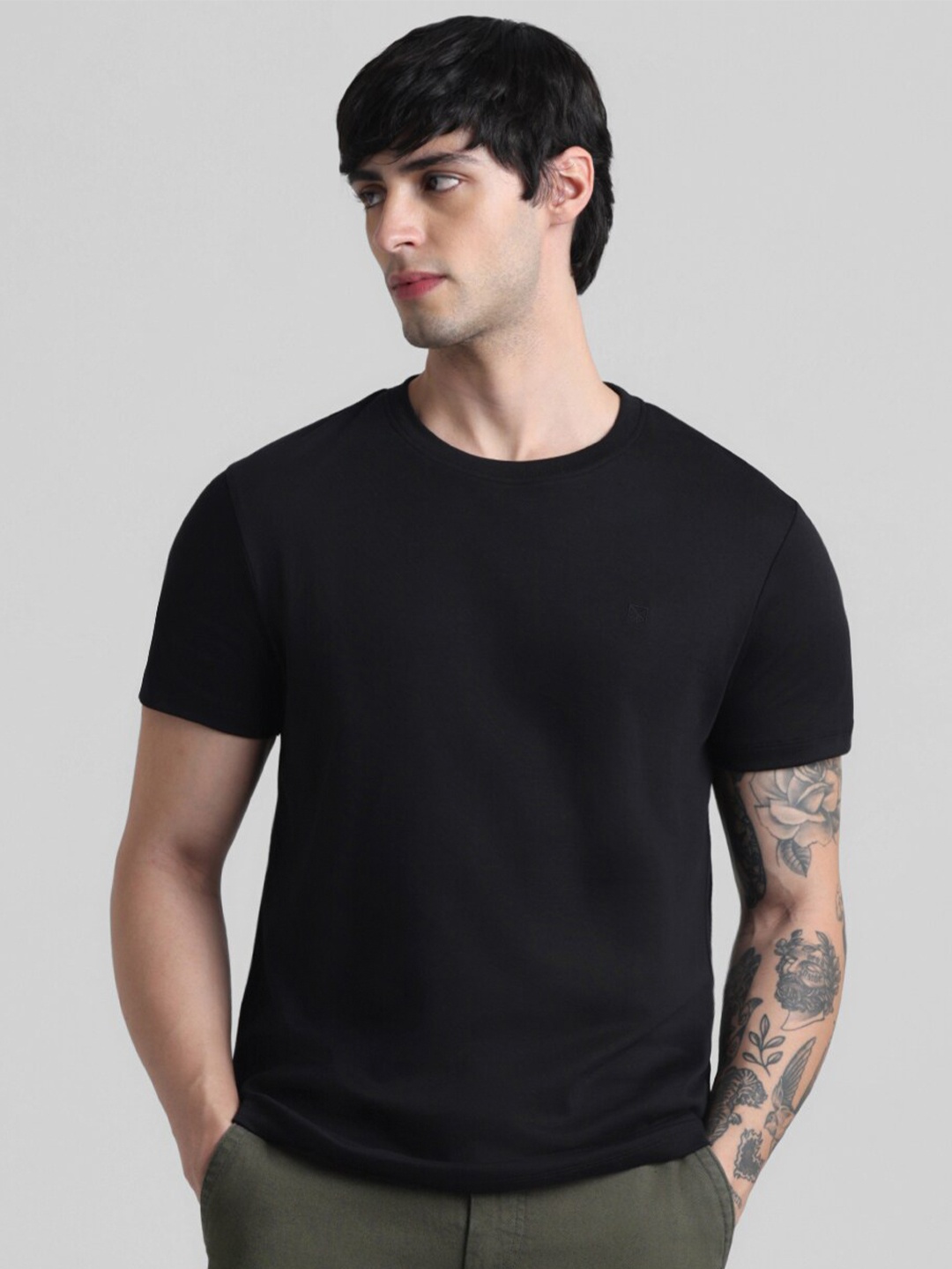 

Jack & Jones Round Neck Pure Cotton Slim Fit T-shirt, Black