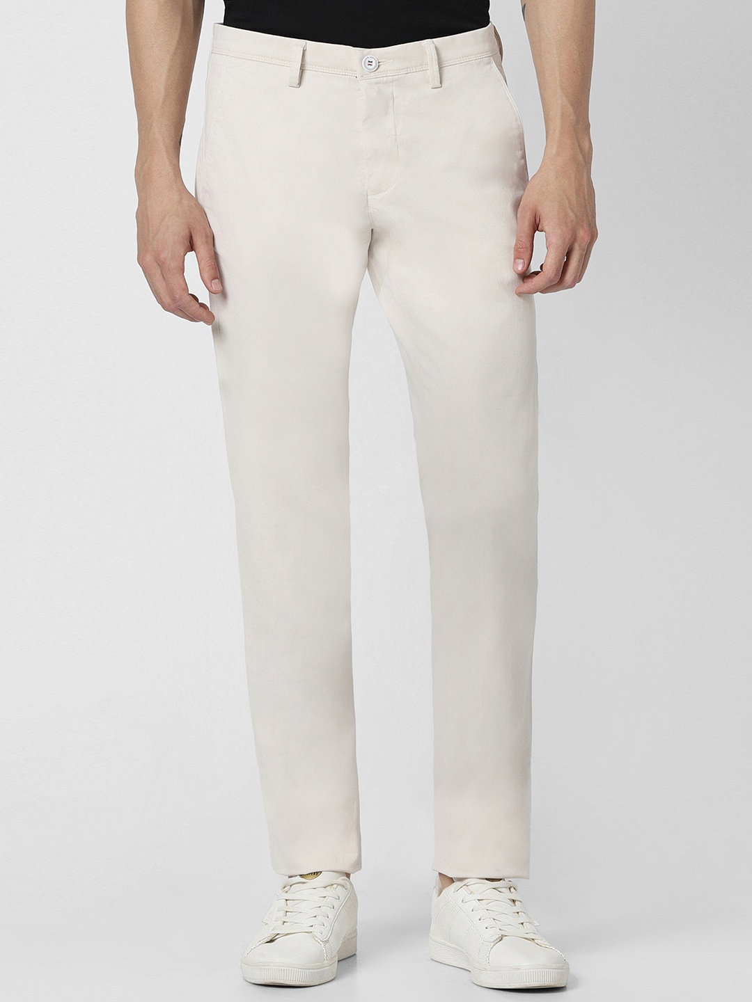

Van Heusen Sport Men Slim Fit Chinos Trousers, Beige