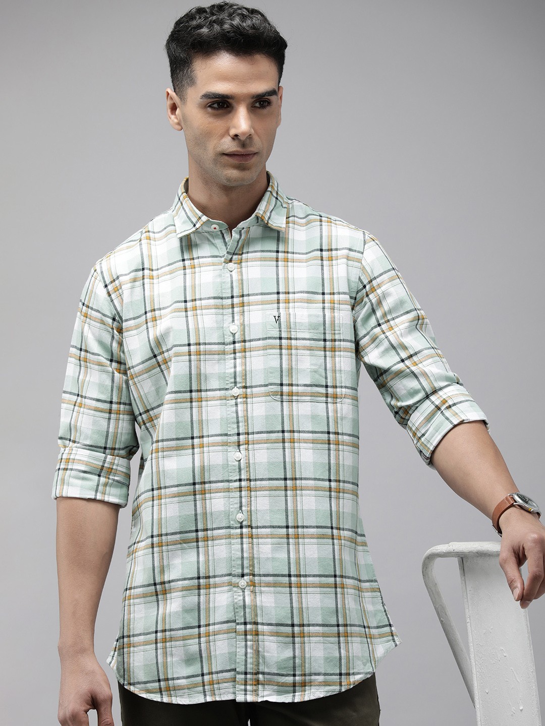 

Van Heusen Sport Men Slim Fit Tartan Checks Pure Cotton Casual Shirt, White
