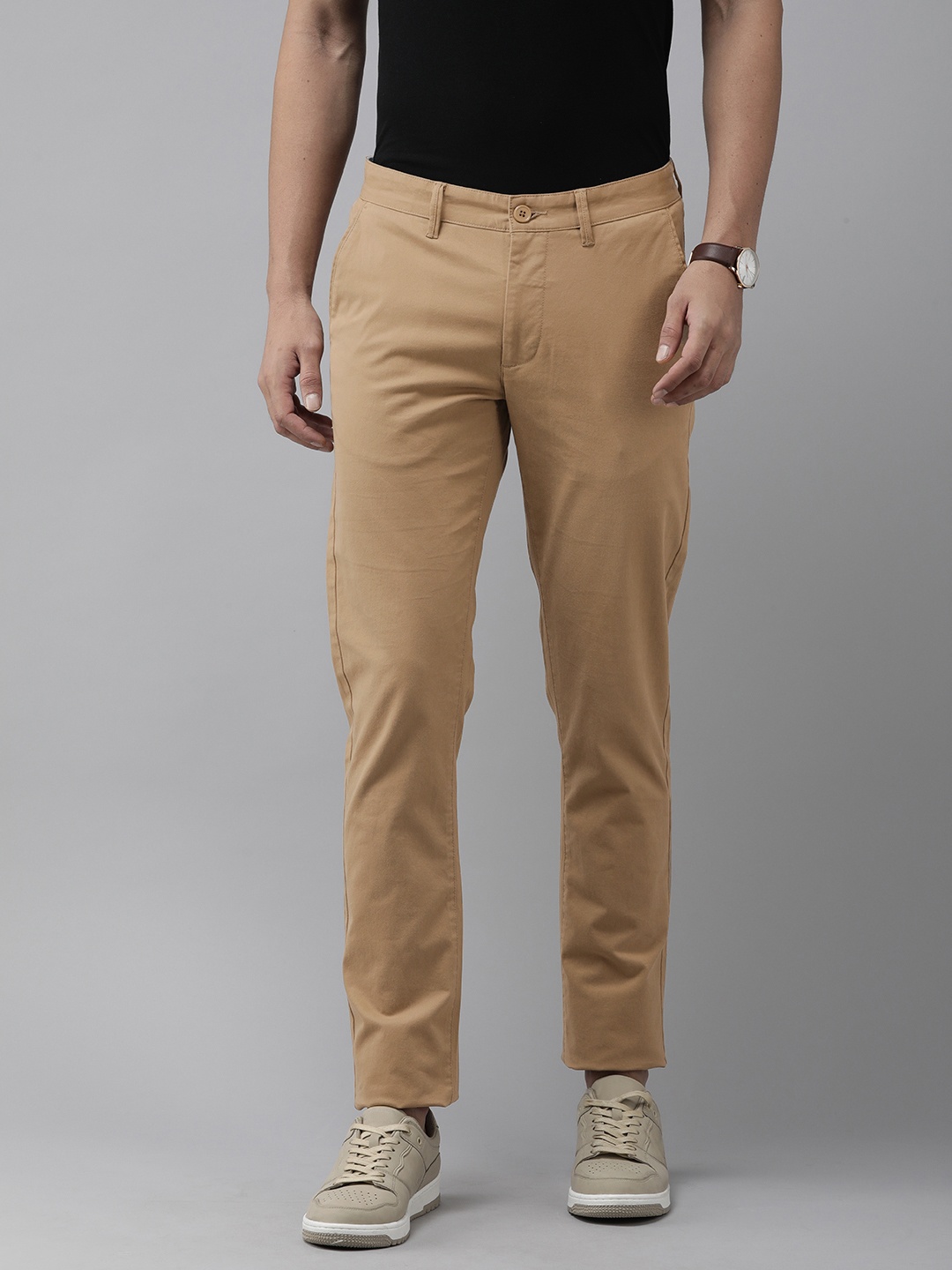 

Van Heusen Sport Men Slim Fit Chinos Trousers, Khaki