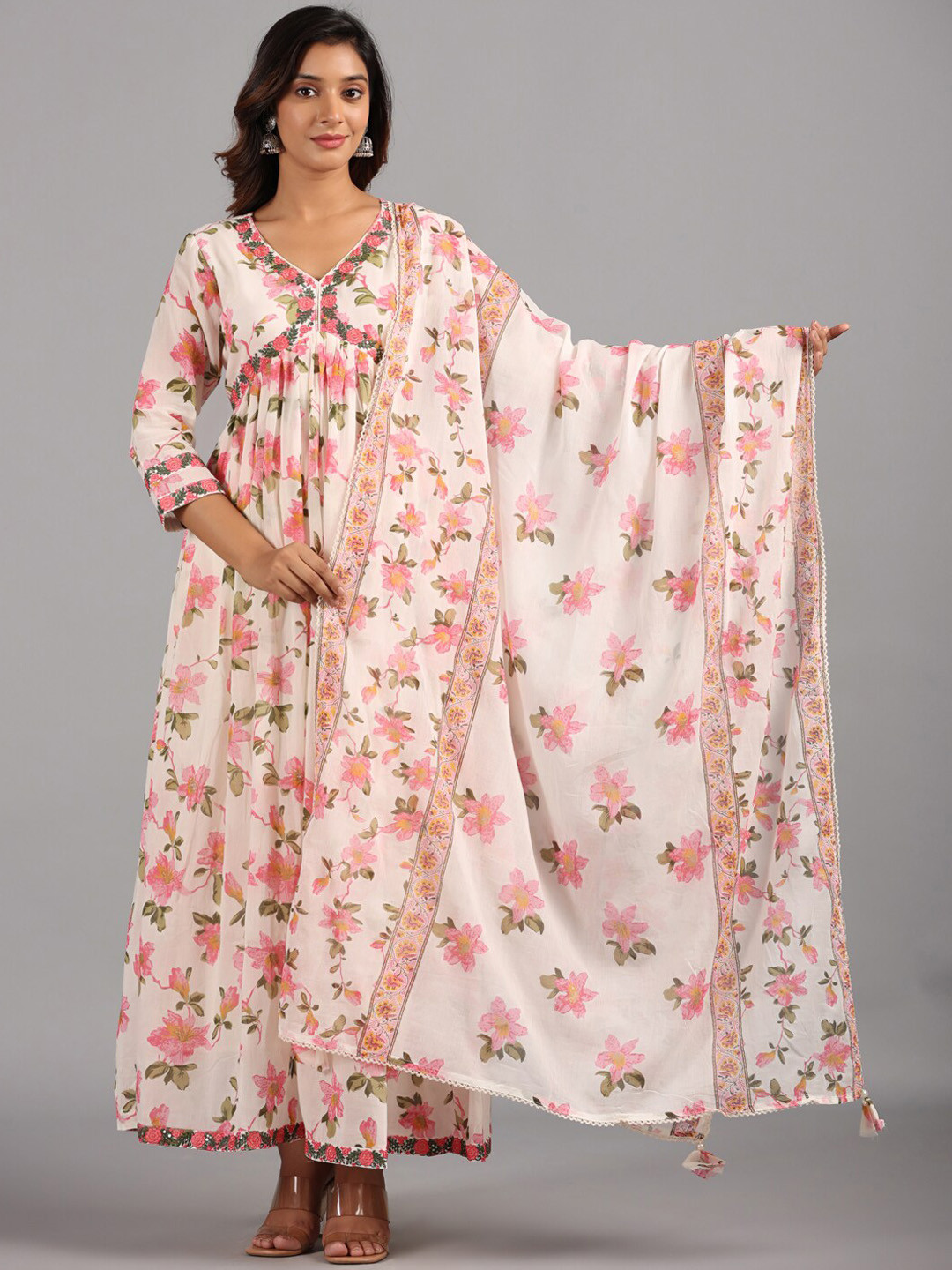 

Amchoor Floral Printed Empire Sequinned Kurta With Trousers & Dupatta, Pink