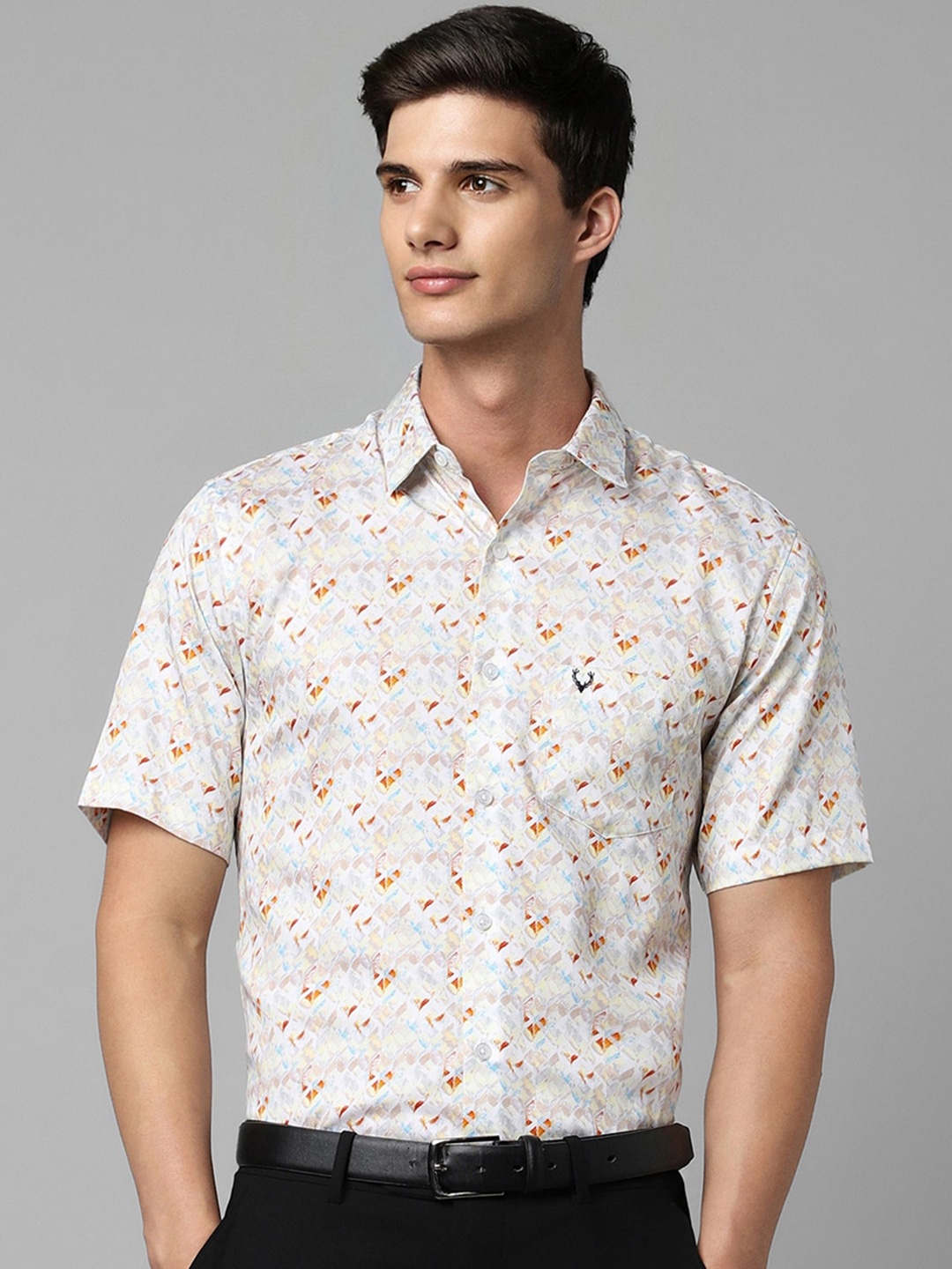 

Allen Solly Slim Fit Geometric Printed Spread Collar Pure Cotton Formal Shirt, White