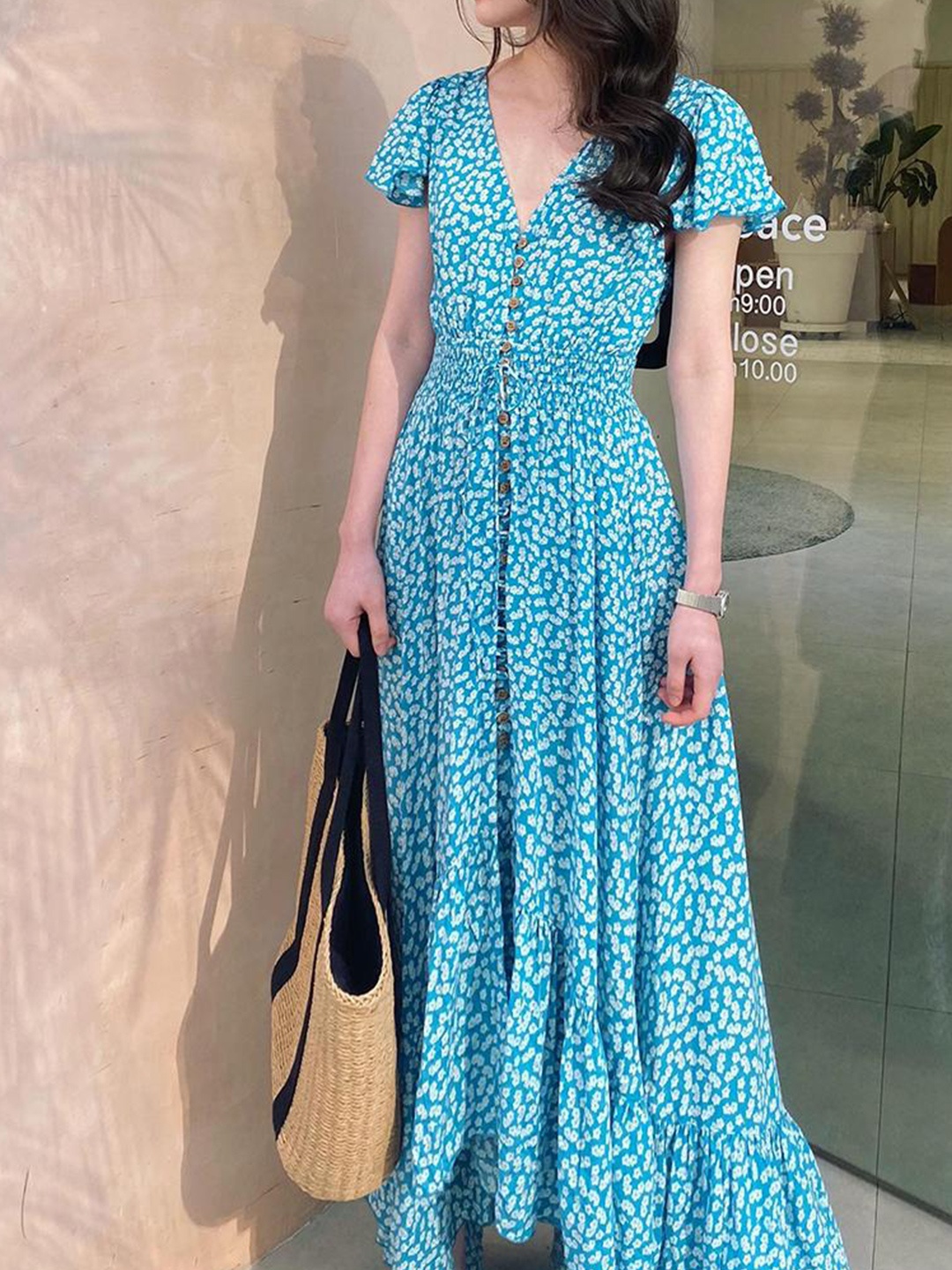 

Lyla Floral Printed V-Neck Flutter Sleeve Cotton Maxi Dress, Blue