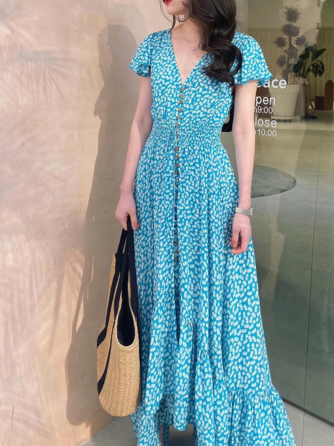 

Lyla Floral Printed V-Neck Flutter Sleeves Gathered Detailed Cotton Maxi Dress, Blue