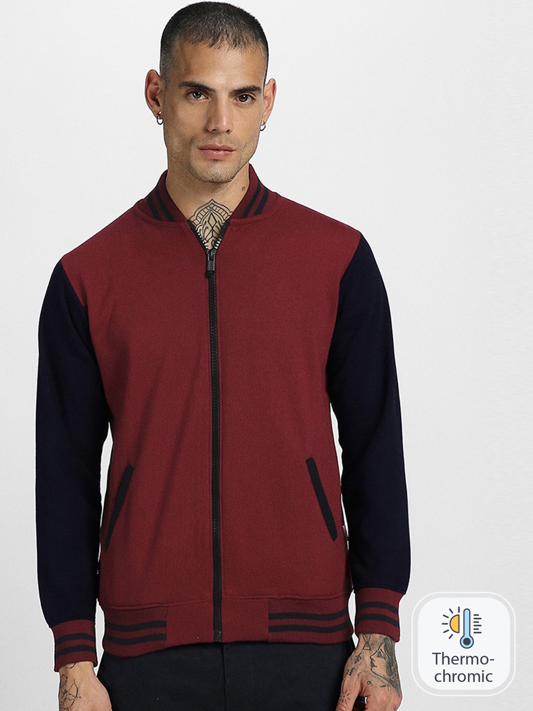 

VEIRDO Blue & Maroon Graphic Printed Fleece Bomber Jacket