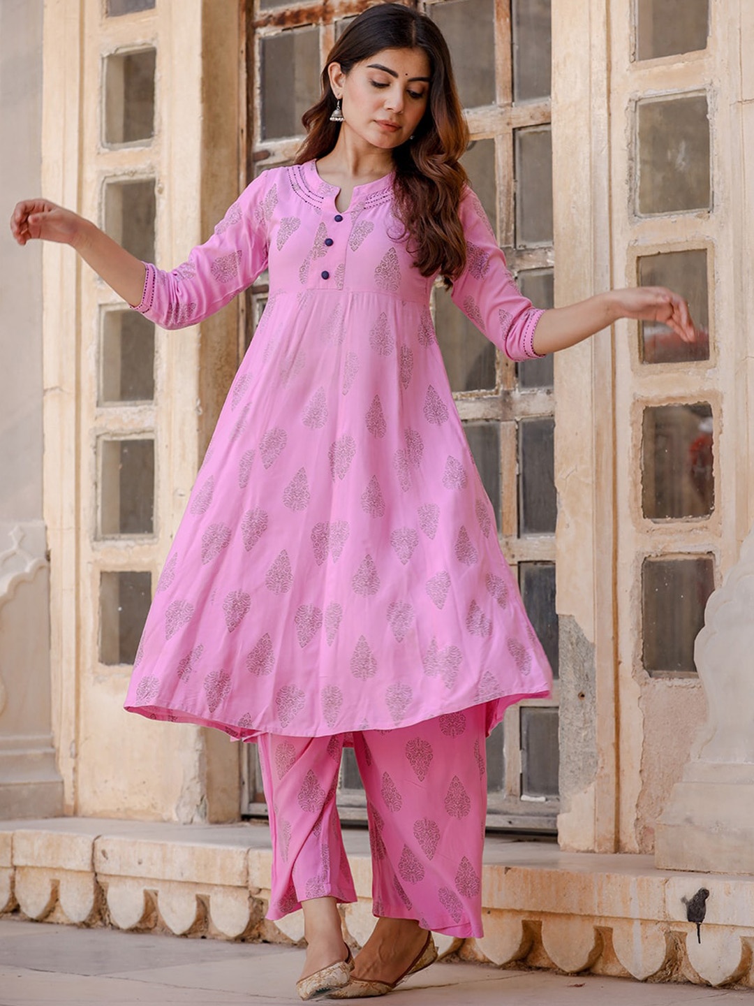

Yufta Ethnic Motifs Printed Regular Kurta with Palazzos, Pink