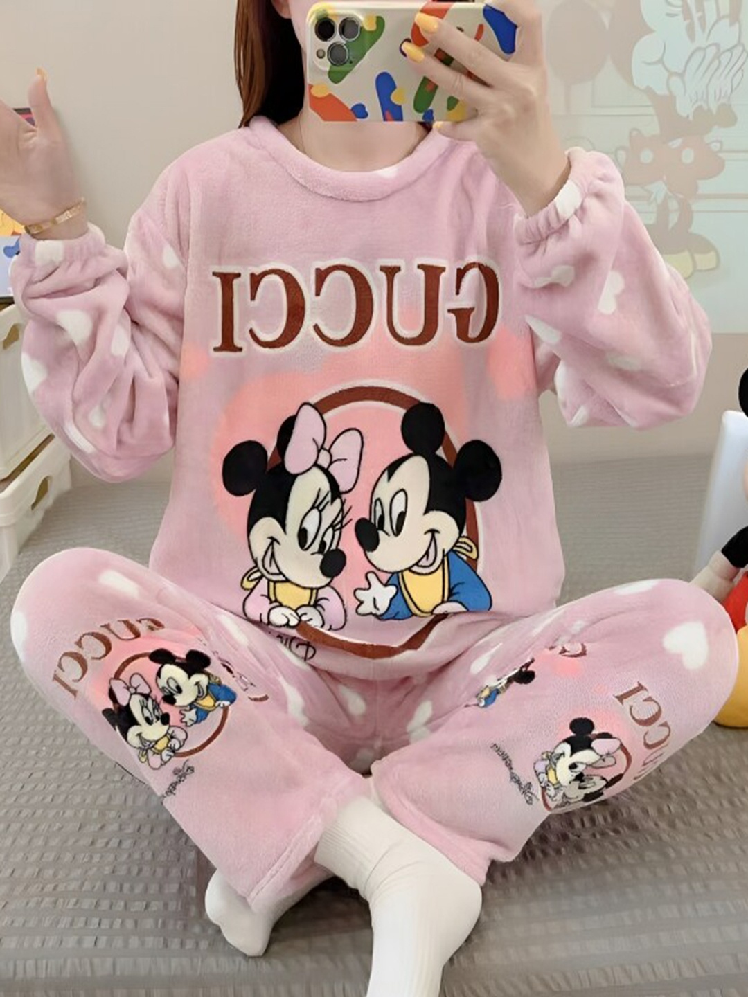 

Lugo Cartoon Characters Printed Mickey & Minnie T-Shirt And Pyjamas, Pink