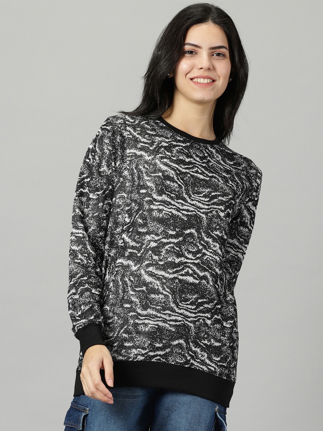 

Rodzen Abstract Printed Pure Cotton Oversized T-shirt, Black