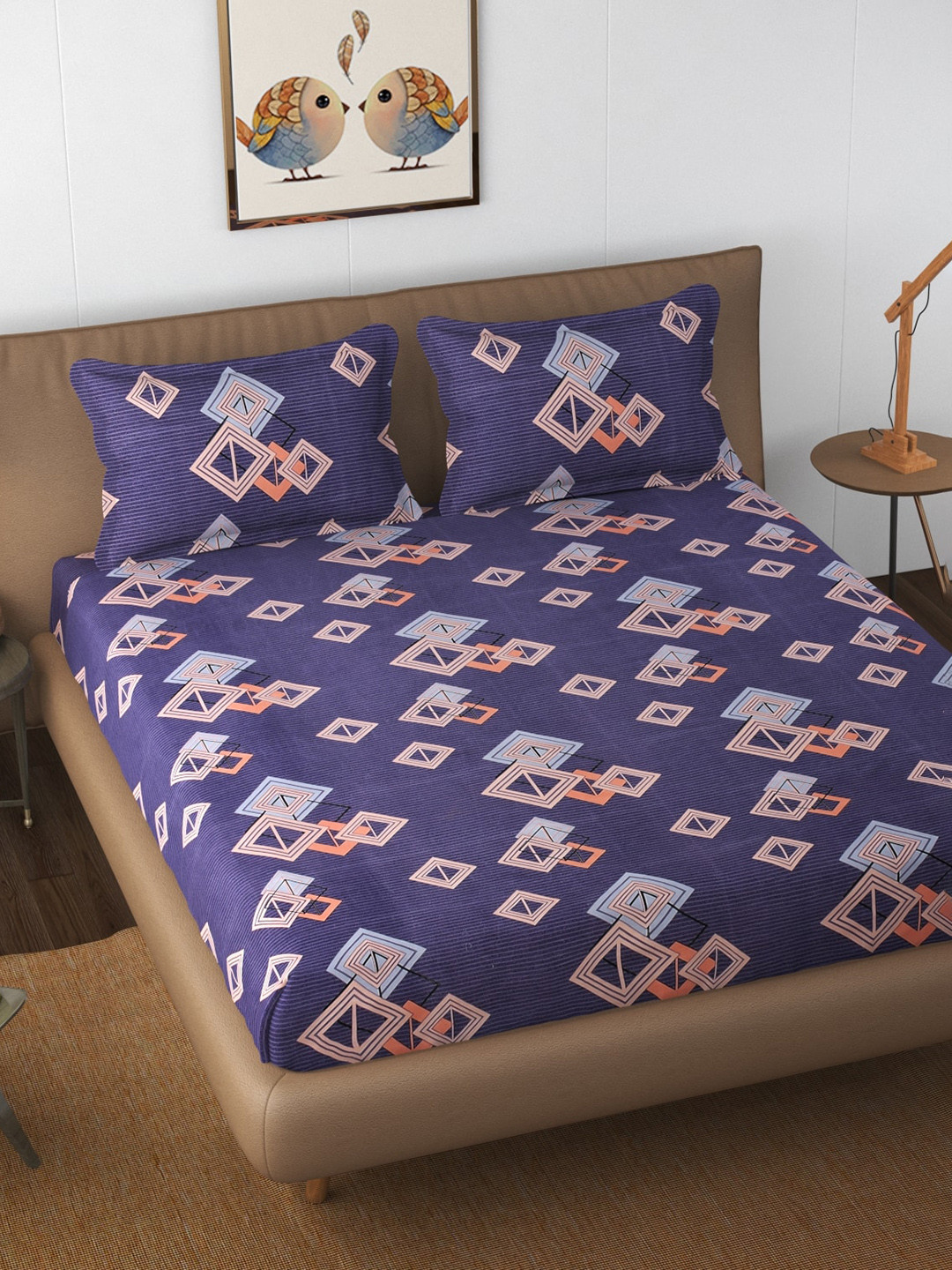 

Florida Blue & Pink Geometric Microfiber Fitted 144 TC King Bedsheet With 2 Pillow Covers