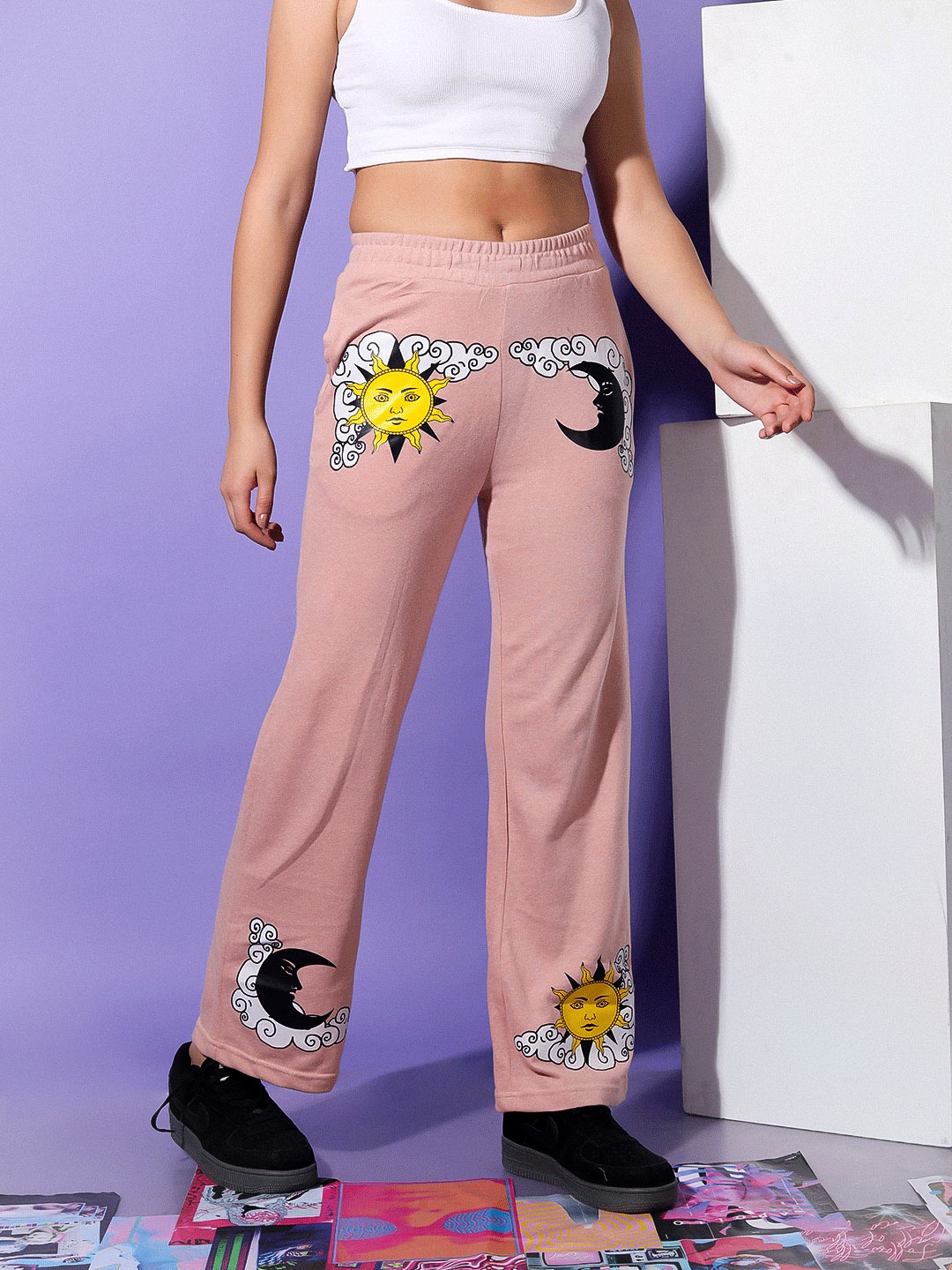 

Stylecast X Hersheinbox Mid-rise Pure Cotton Graphic Printed Trousers, Peach
