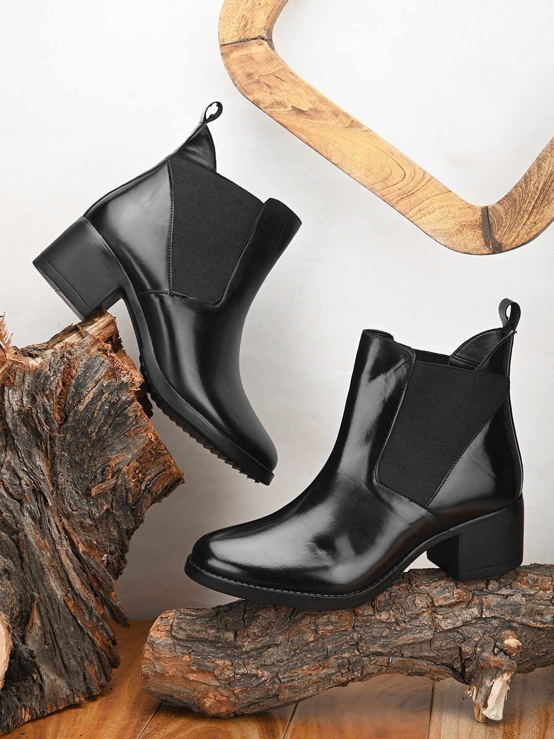 

DressBerry Women Black Heeled Mid-Top Chelsea Boots