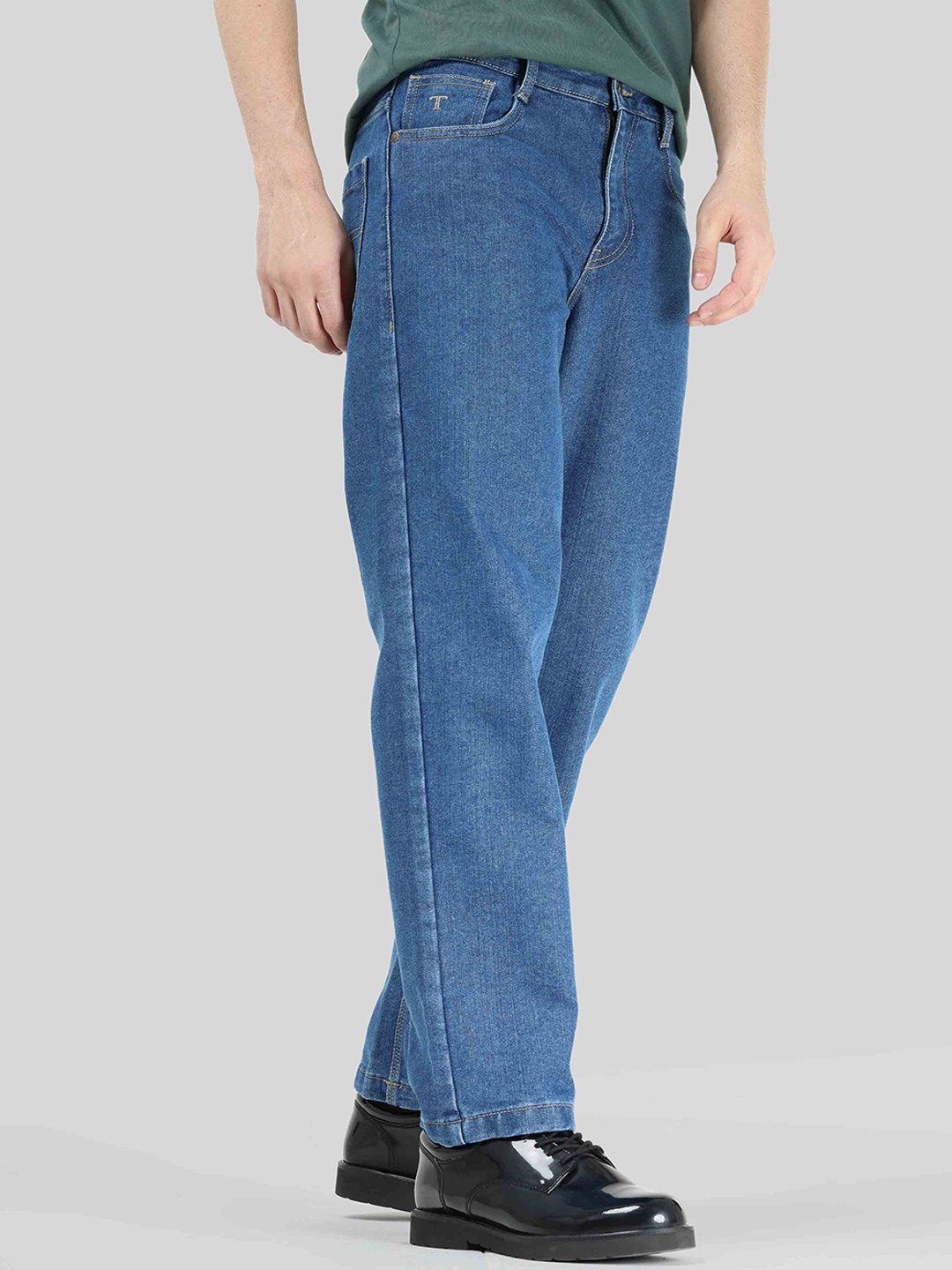 

Tailoraedge Men Comfort Slim Fit Light Fade Cotton Clean Look Jeans, Blue