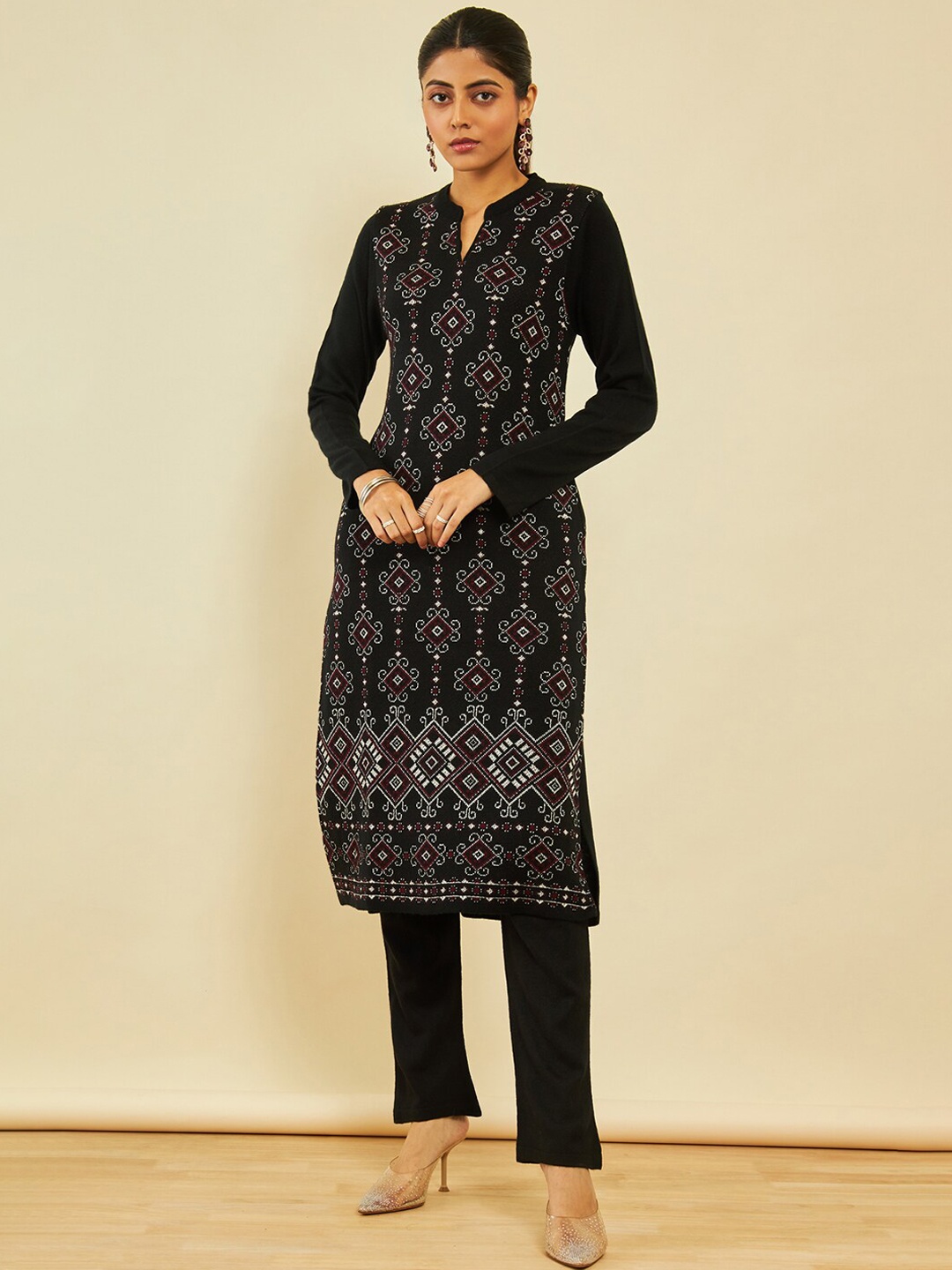 

Soch Geometric Woven Design Mandarin Collar Acrylic Straight Kurta, Black