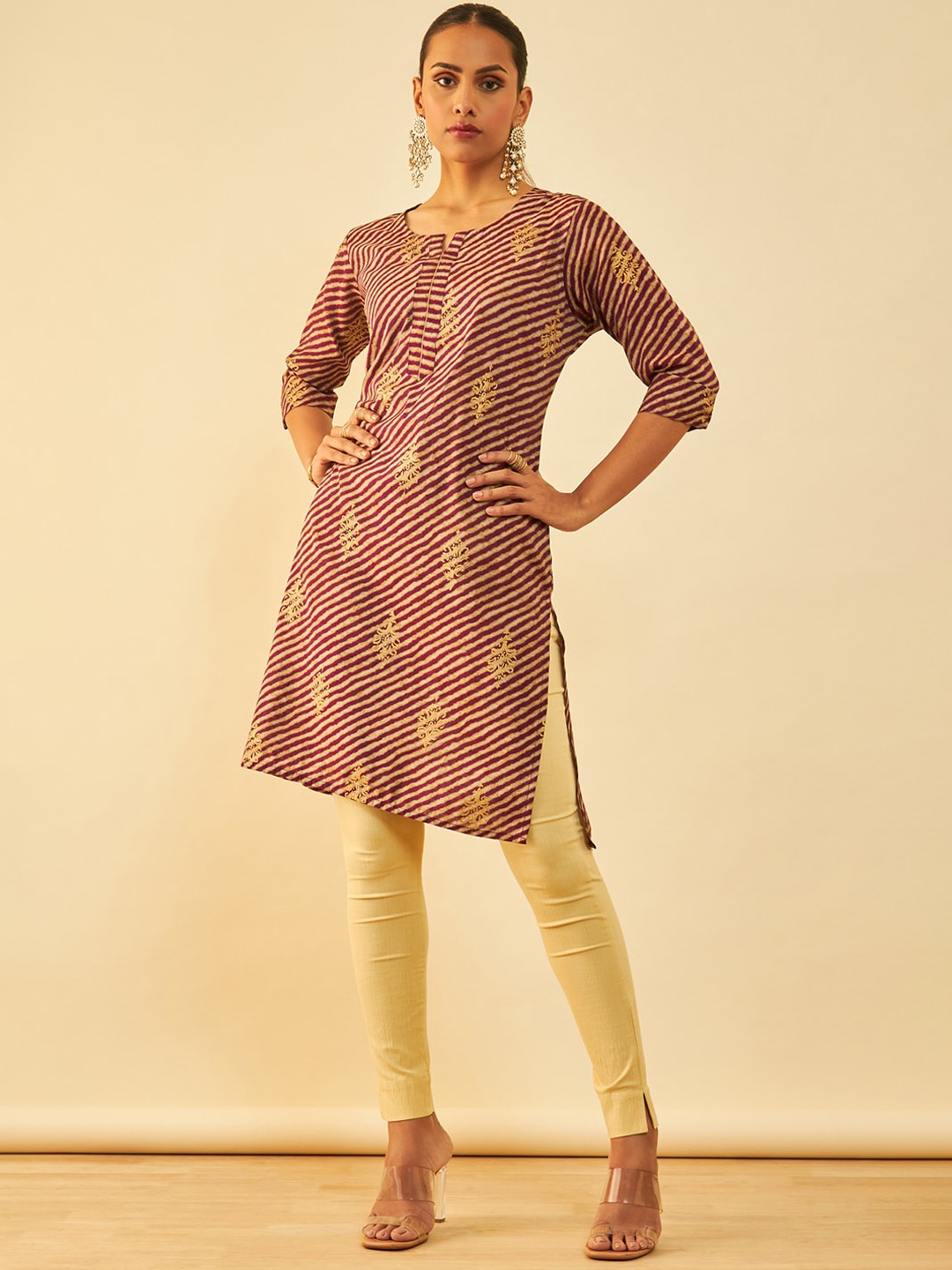 

Soch Maroon Leheriya Printed Modal Kurta