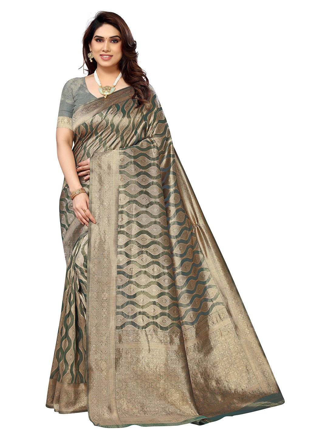 

KALINI Ethnic Motifs Woven Design Zari Detail Kanjeevaram Saree, Green