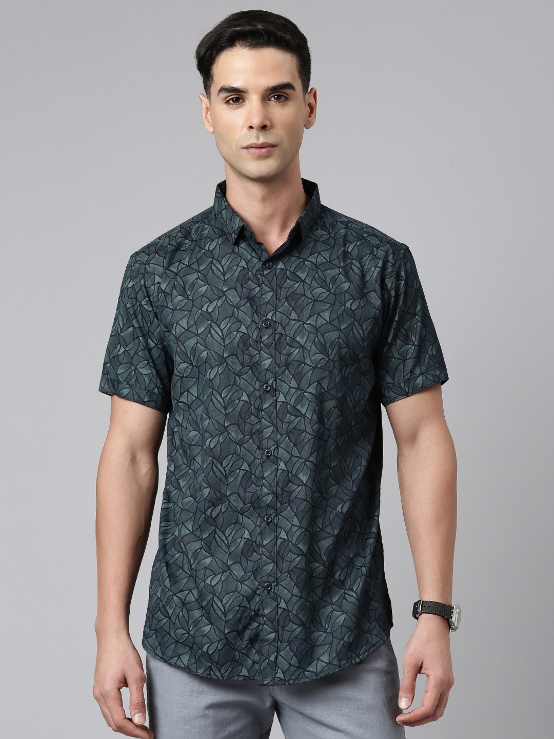 

Majestic Man Men Comfort Slim Fit Opaque Printed Pure Cotton Casual Shirt, Navy blue