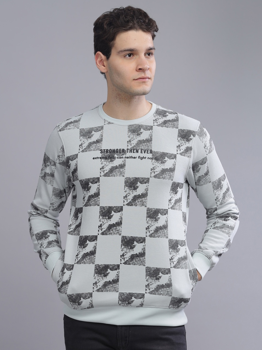 

Parcel Yard Typography Printed Long Sleeves Anti Odour Fleece Pullover, Grey