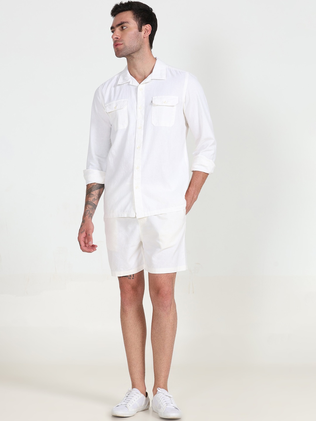 

POE Shirt With Mid Rise Shorts, Off white