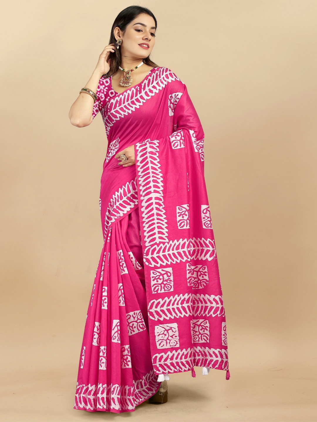 

V3 FASHION STUDIO Batik Printed Pure Cotton Jamdani Saree, Pink