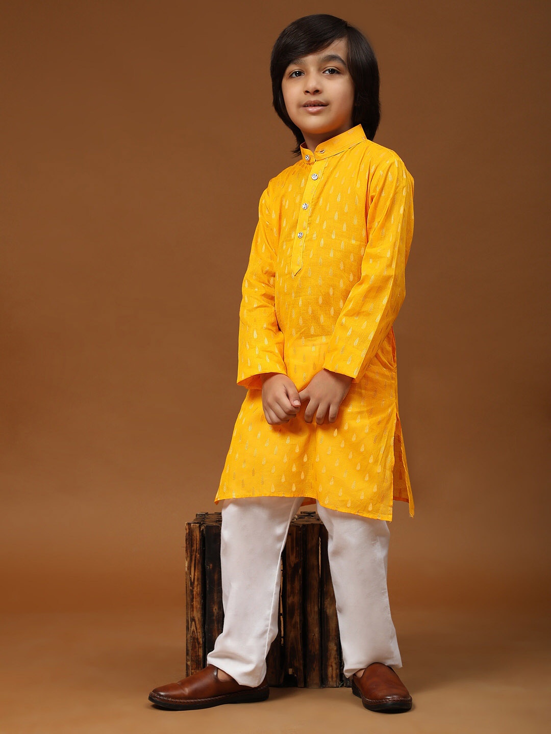 

Pro-Ethic STYLE DEVELOPER Boys Ethnic Motifs Woven Design Kurta With Pyjamas, Yellow