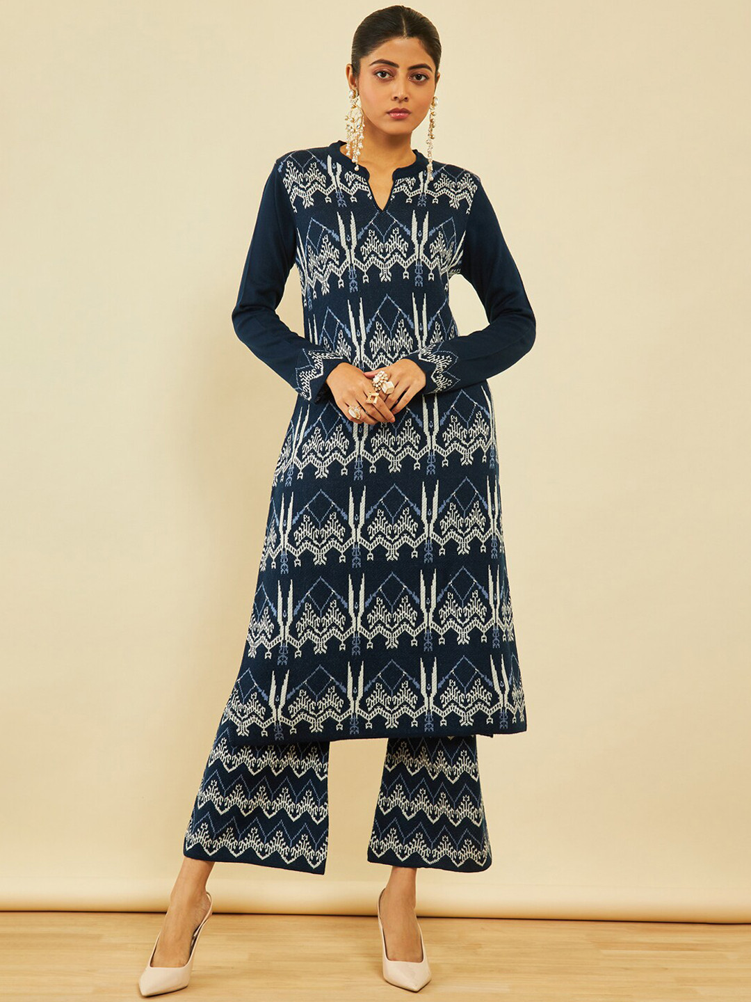 

Soch Ethnic Motifs Printed Straight Acrylic Kurta With Palazzos, Navy blue