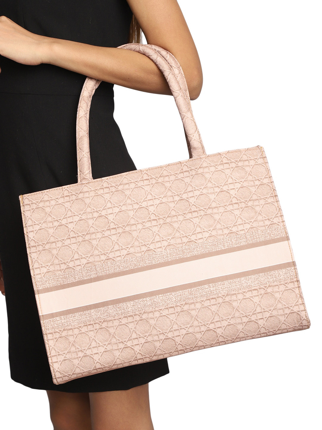 

MINI WESST Oversized Structured Handheld Bag, Pink